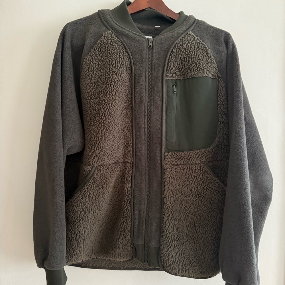 Uniqlo x White Mountaineering Fleece Bomber Jacket - Olive Green